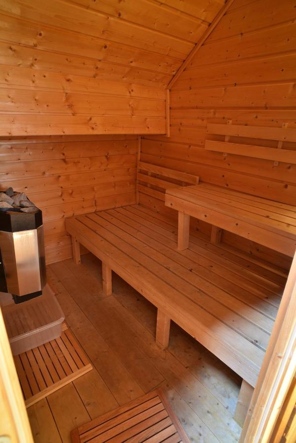 Gite Le Douglas, Vignoble Et Reculees Du Jura - Avec Sauna Lavigny Ngoại thất bức ảnh