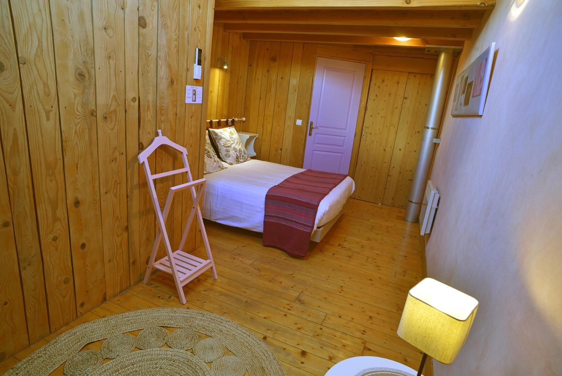 Gite Le Douglas, Vignoble Et Reculees Du Jura - Avec Sauna Lavigny Ngoại thất bức ảnh