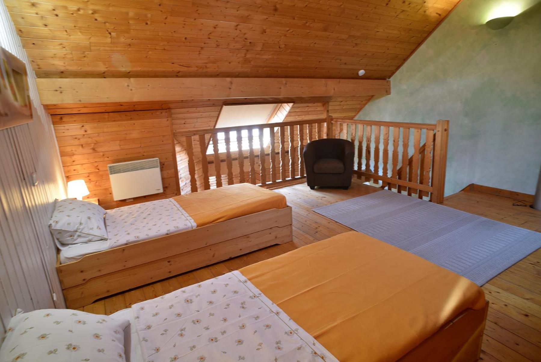 Gite Le Douglas, Vignoble Et Reculees Du Jura - Avec Sauna Lavigny Ngoại thất bức ảnh