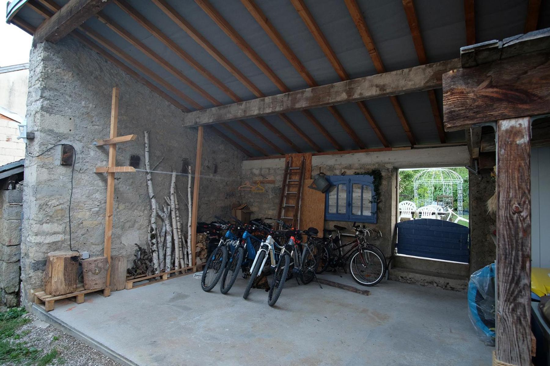 Gite Le Douglas, Vignoble Et Reculees Du Jura - Avec Sauna Lavigny Ngoại thất bức ảnh