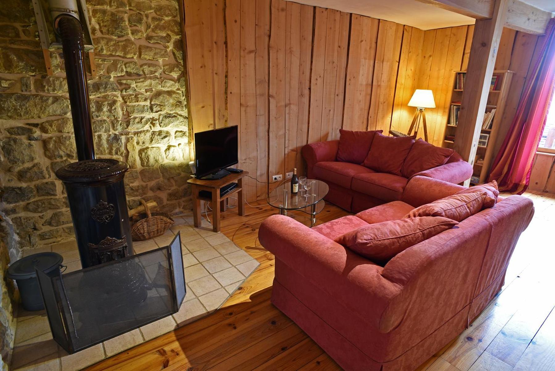 Gite Le Douglas, Vignoble Et Reculees Du Jura - Avec Sauna Lavigny Ngoại thất bức ảnh
